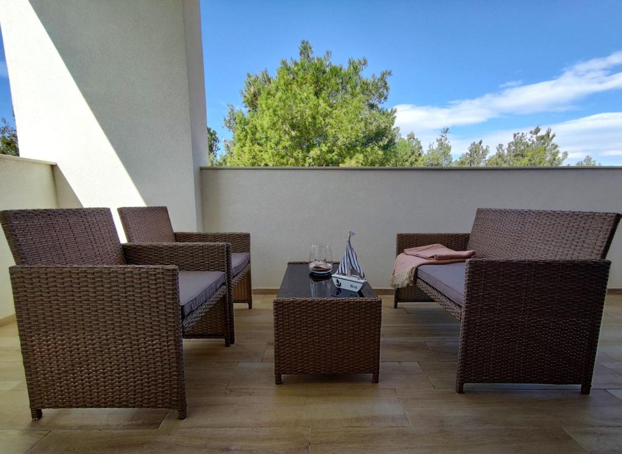 Apartments Leticia Врси Екстер'єр фото
