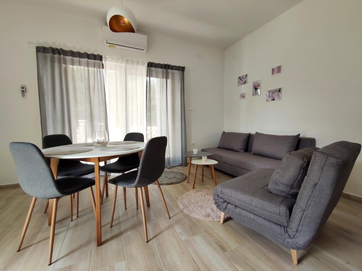 Apartments Leticia Врси Екстер'єр фото