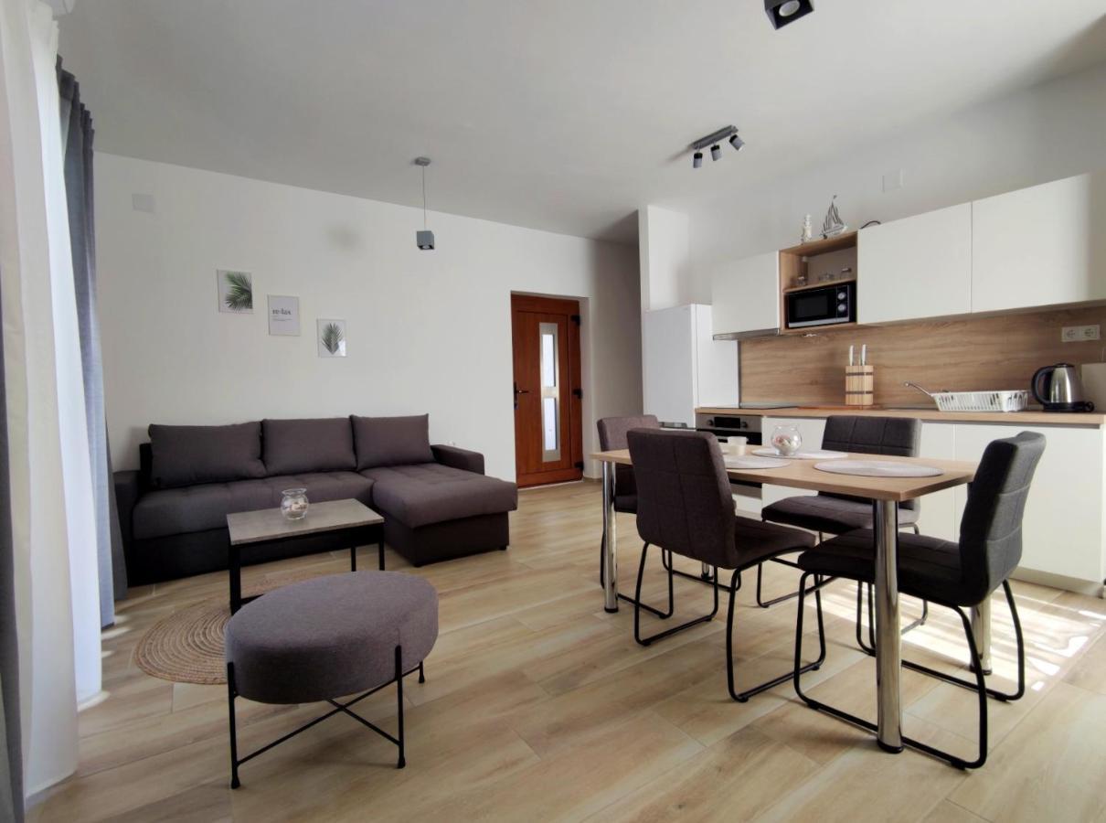 Apartments Leticia Врси Екстер'єр фото