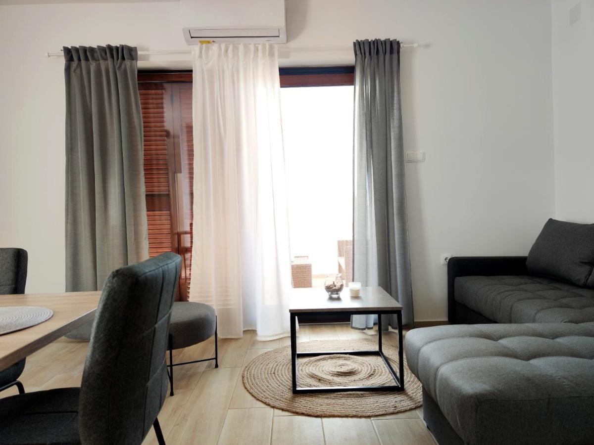 Apartments Leticia Врси Екстер'єр фото