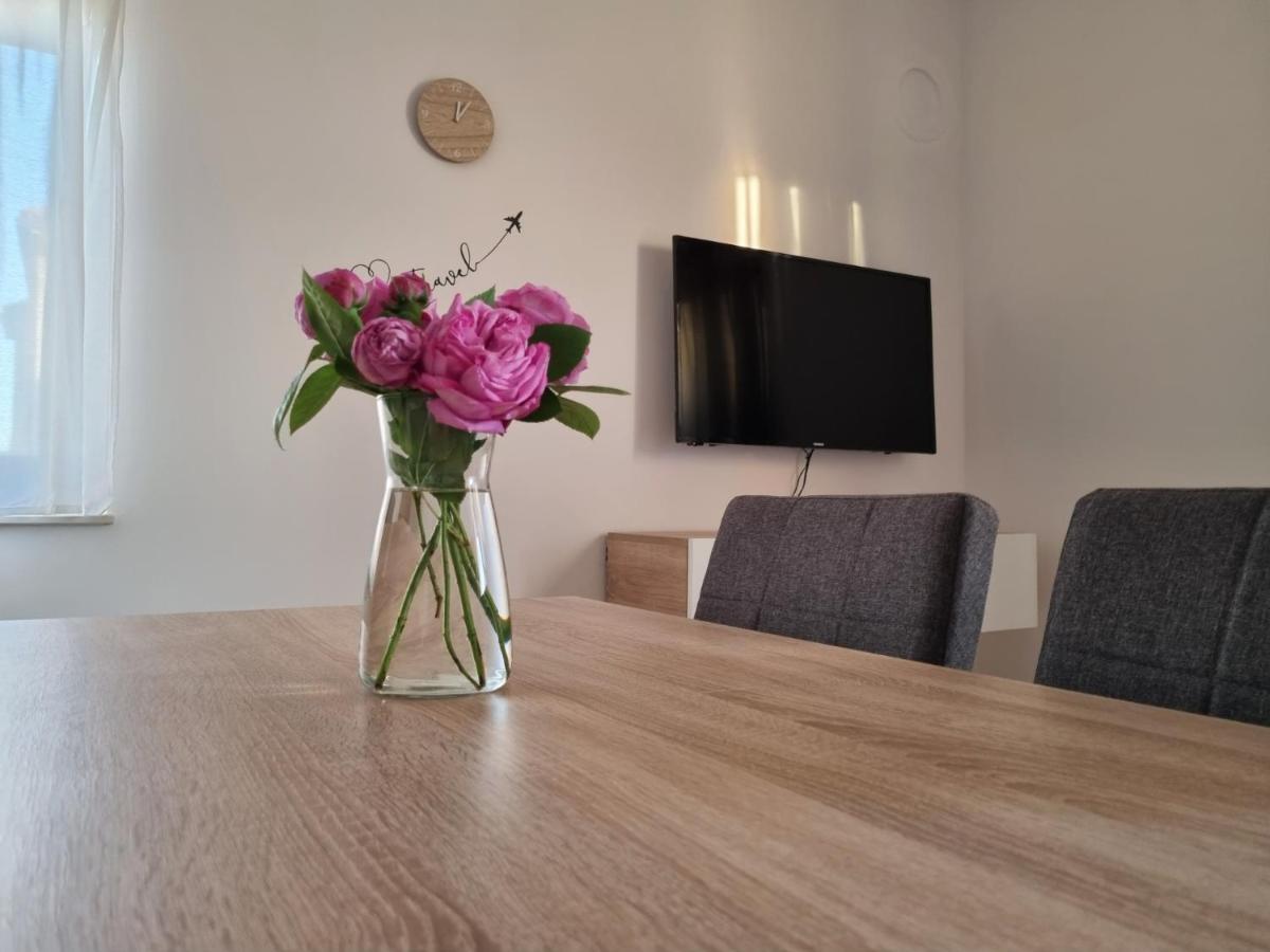 Apartments Leticia Врси Екстер'єр фото